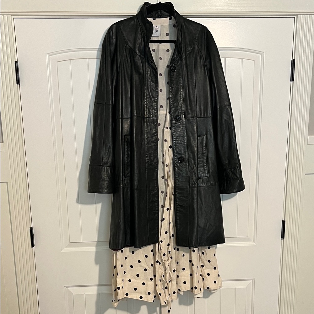 Classic Dark Green Leather Coat - Sondeflor